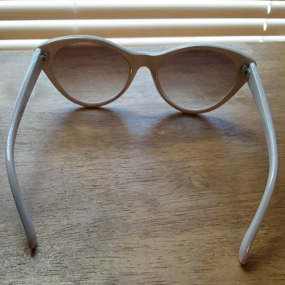 Cat Eye Sunglasses, white - Picture 3 of 6